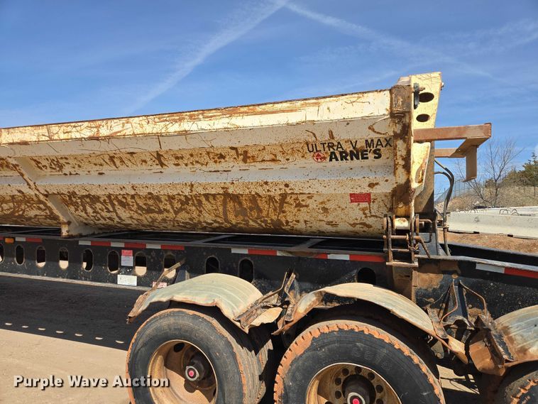 image for item EB1402 2004 Arne's Ultra V Max side dump trailer