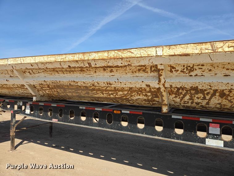 image for item EB1402 2004 Arne's Ultra V Max side dump trailer