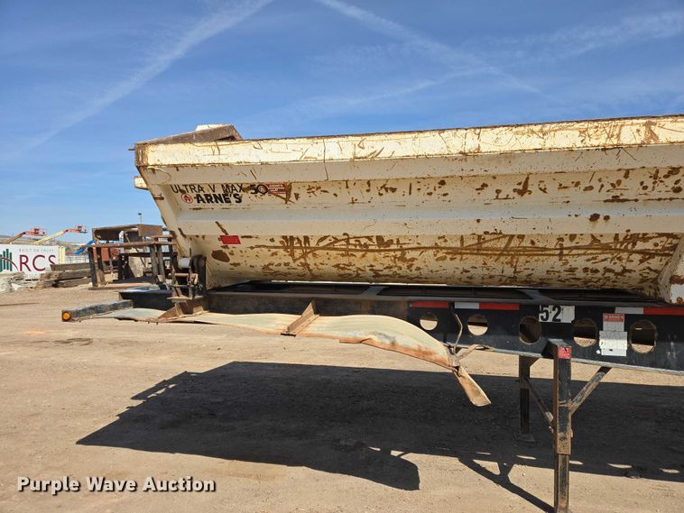 image for item EB1402 2004 Arne's Ultra V Max side dump trailer