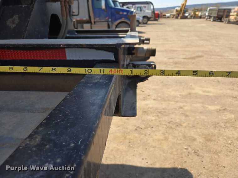 image for item EB1402 2004 Arne's Ultra V Max side dump trailer