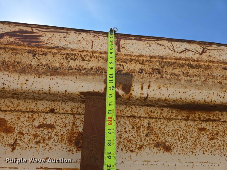 image for item EB1402 2004 Arne's Ultra V Max side dump trailer