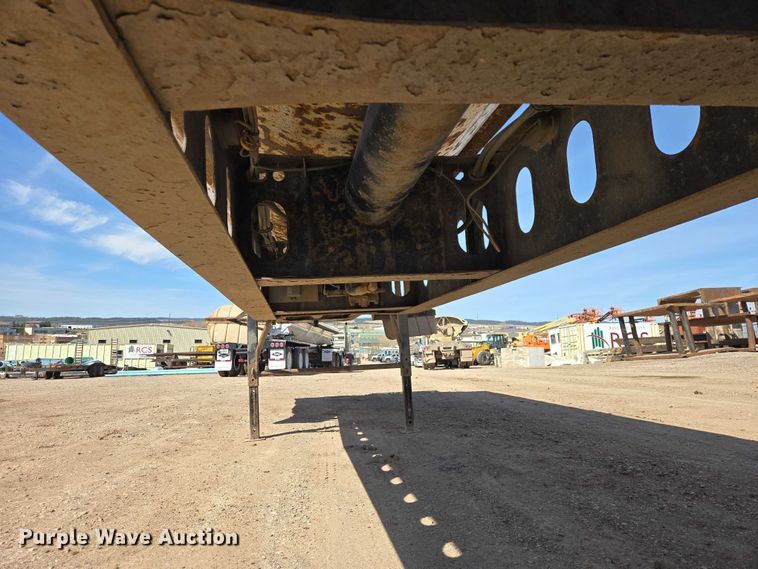 image for item EB1402 2004 Arne's Ultra V Max side dump trailer