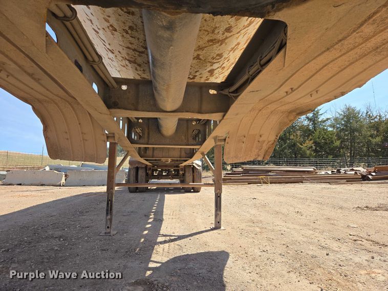 image for item EB1402 2004 Arne's Ultra V Max side dump trailer