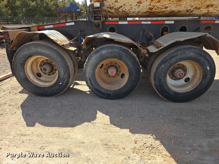 image for item EB1402 2004 Arne's Ultra V Max side dump trailer