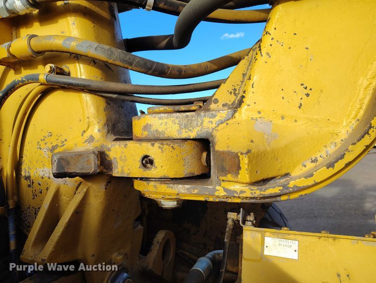 image for item ED0005 1998 Caterpillar 613C Serries II elevating scraper