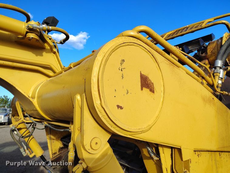 image for item ED0005 1998 Caterpillar 613C Serries II elevating scraper