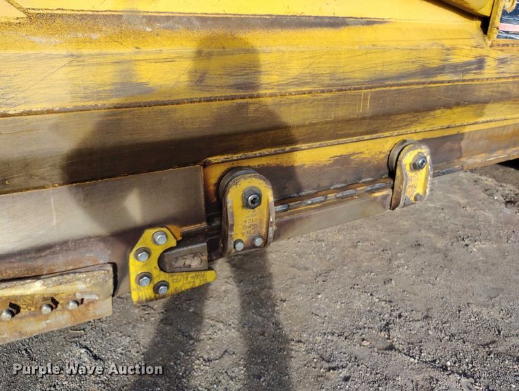 image for item ED0005 1998 Caterpillar 613C Serries II elevating scraper