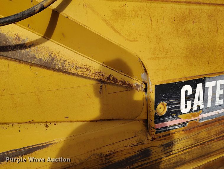 image for item ED0005 1998 Caterpillar 613C Serries II elevating scraper