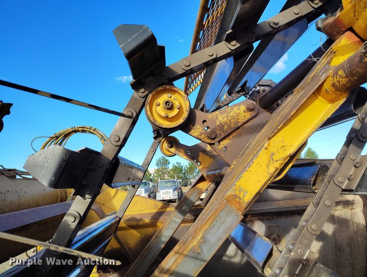 image for item ED0005 1998 Caterpillar 613C Serries II elevating scraper