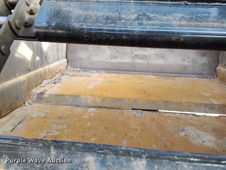 image for item ED0005 1998 Caterpillar 613C Serries II elevating scraper