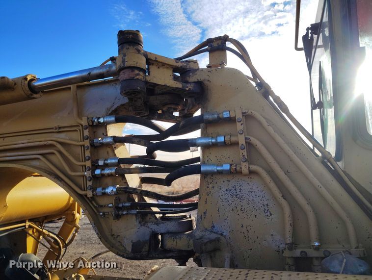 image for item ED0005 1998 Caterpillar 613C Serries II elevating scraper