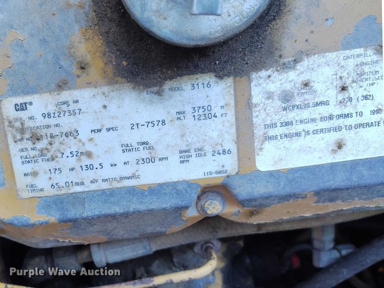 image for item ED0005 1998 Caterpillar 613C Serries II elevating scraper