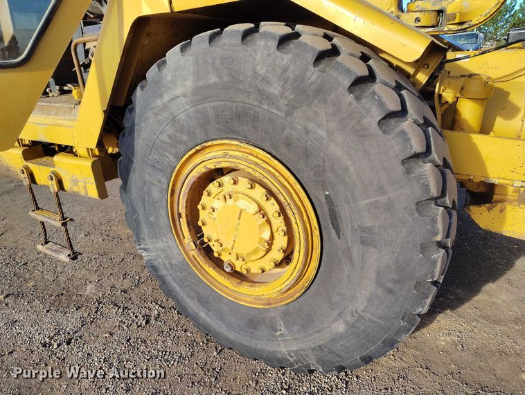 image for item ED0005 1998 Caterpillar 613C Serries II elevating scraper