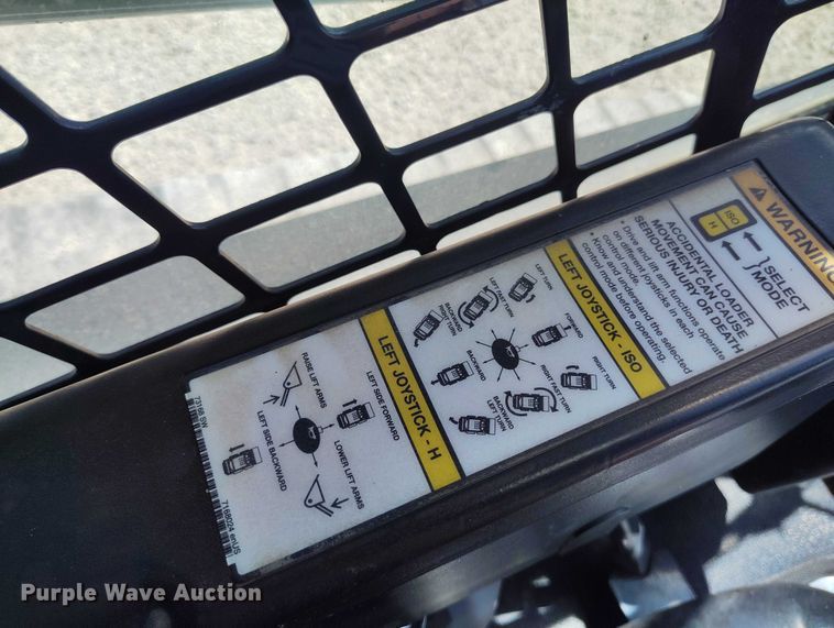 image for item ED0017 2015 Bobcat T650 tracked skid steer loader