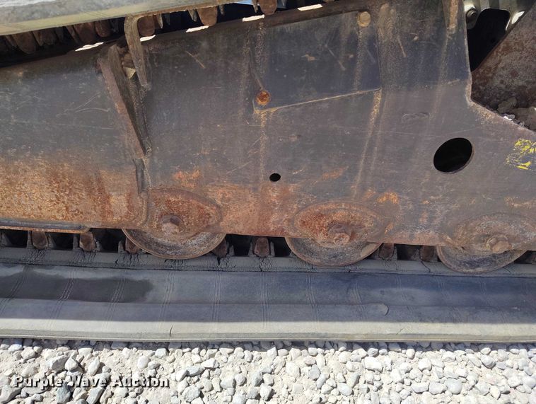 image for item ED0017 2015 Bobcat T650 tracked skid steer loader