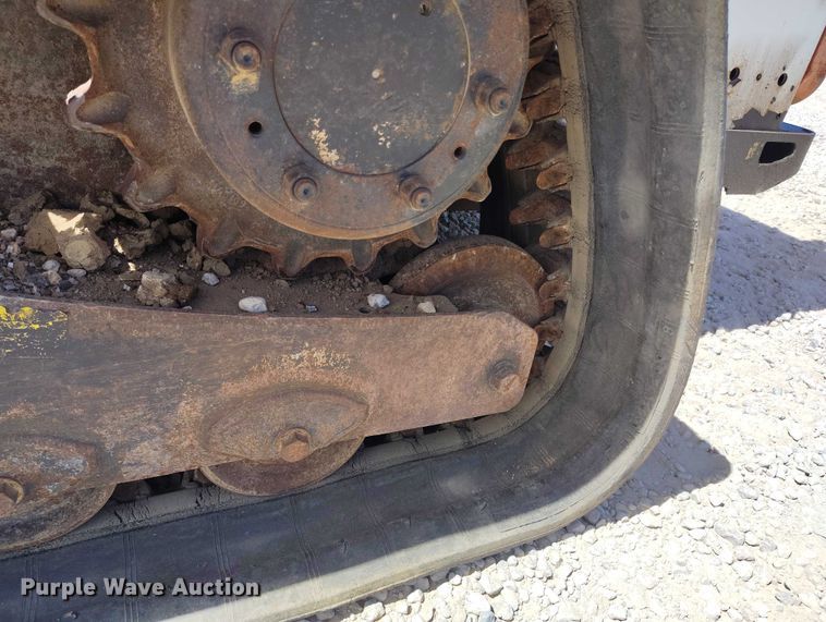 image for item ED0017 2015 Bobcat T650 tracked skid steer loader