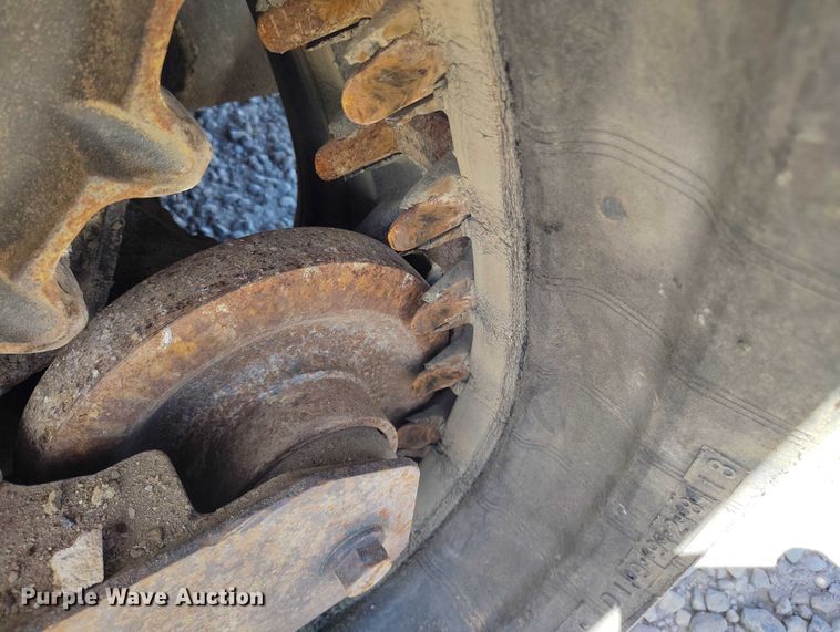 image for item ED0017 2015 Bobcat T650 tracked skid steer loader