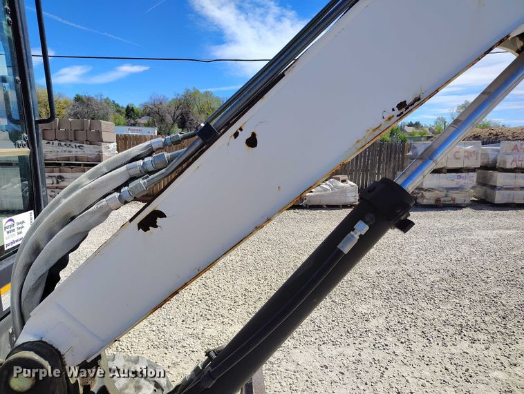 image for item ED0018 2013 Bobcat E35 mini excavator