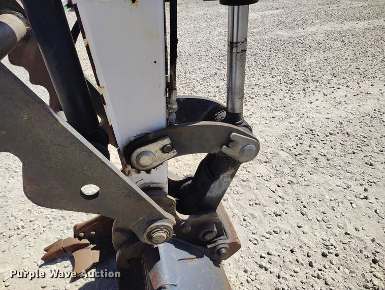 image for item ED0018 2013 Bobcat E35 mini excavator