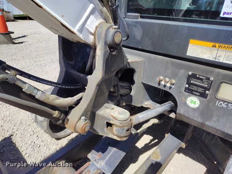 image for item ED0018 2013 Bobcat E35 mini excavator