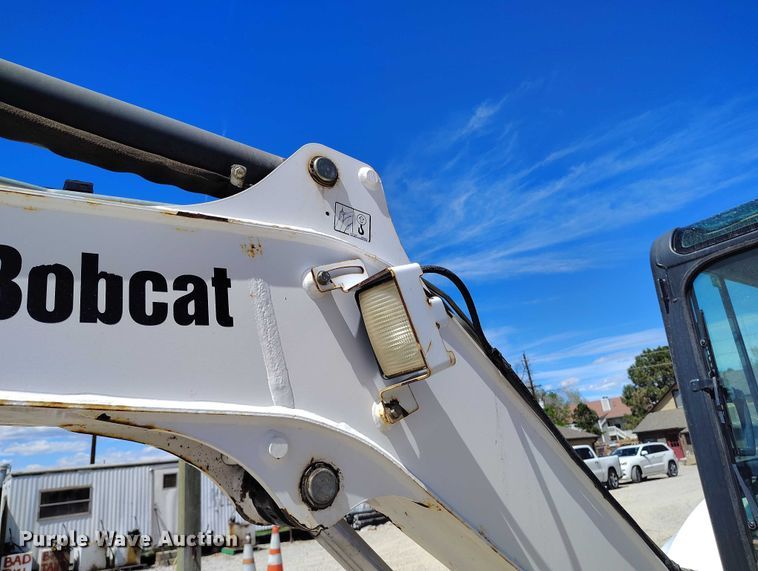 image for item ED0018 2013 Bobcat E35 mini excavator