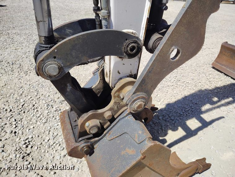 image for item ED0018 2013 Bobcat E35 mini excavator