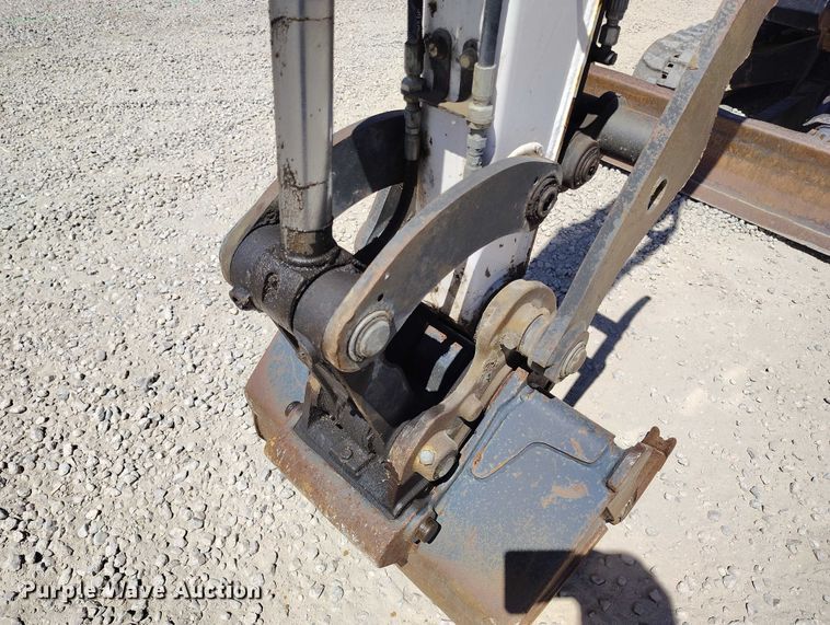 image for item ED0018 2013 Bobcat E35 mini excavator