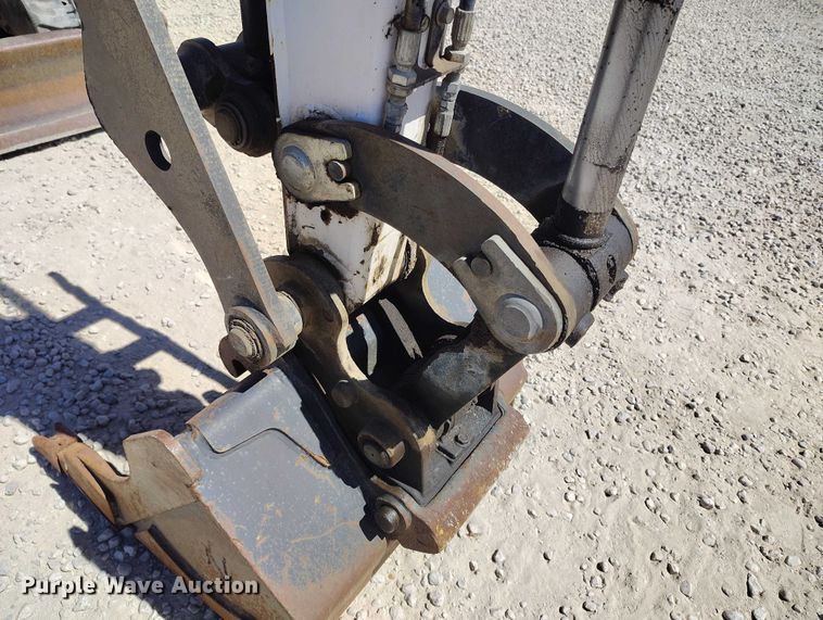 image for item ED0018 2013 Bobcat E35 mini excavator