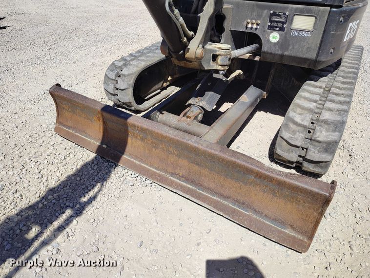 image for item ED0018 2013 Bobcat E35 mini excavator