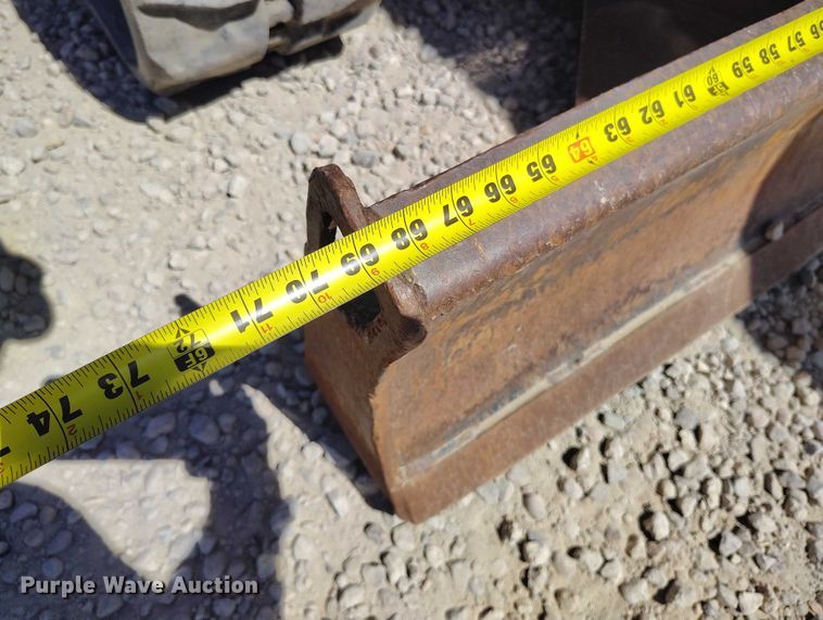 image for item ED0018 2013 Bobcat E35 mini excavator