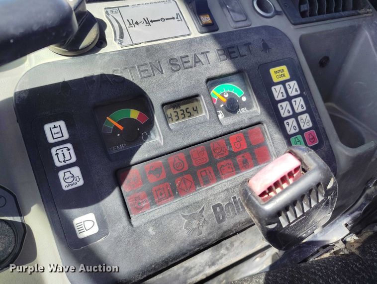 image for item ED0018 2013 Bobcat E35 mini excavator