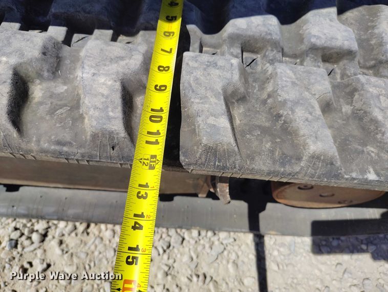 image for item ED0018 2013 Bobcat E35 mini excavator