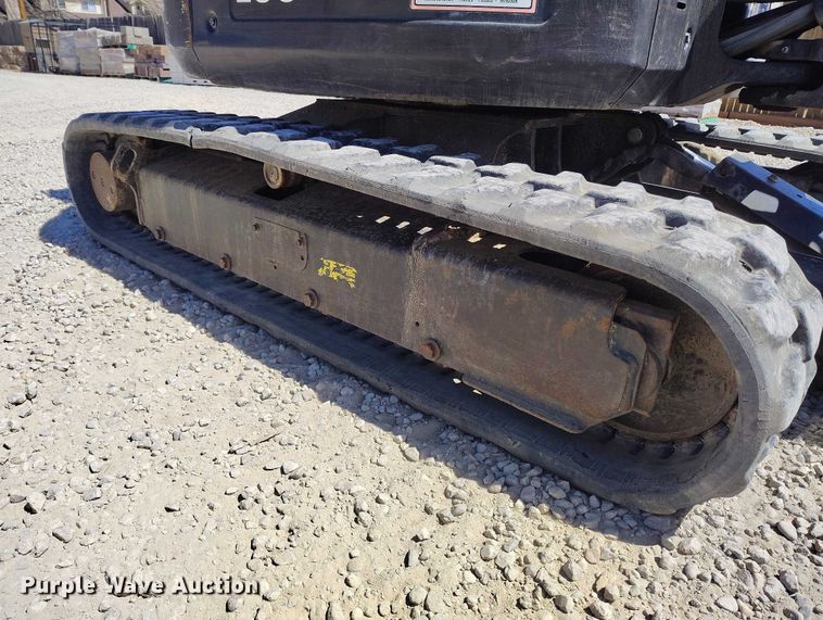 image for item ED0018 2013 Bobcat E35 mini excavator