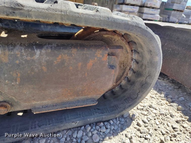 image for item ED0018 2013 Bobcat E35 mini excavator