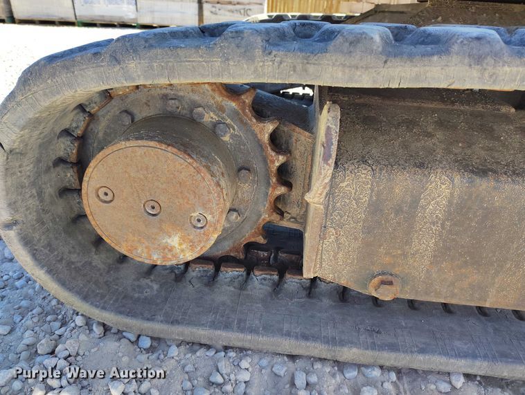 image for item ED0018 2013 Bobcat E35 mini excavator