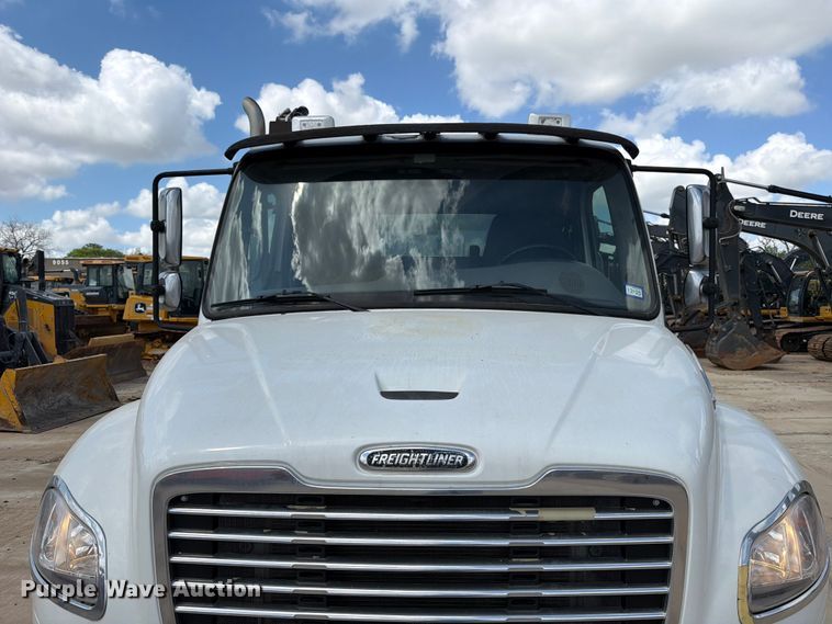 image for item ED5192 2014 Freightliner Business Class M2 utility / service truck