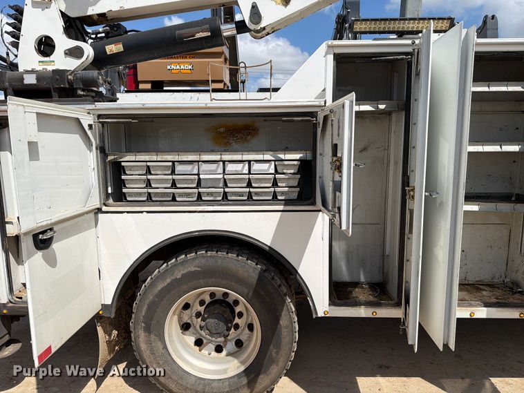 image for item ED5192 2014 Freightliner Business Class M2 utility / service truck