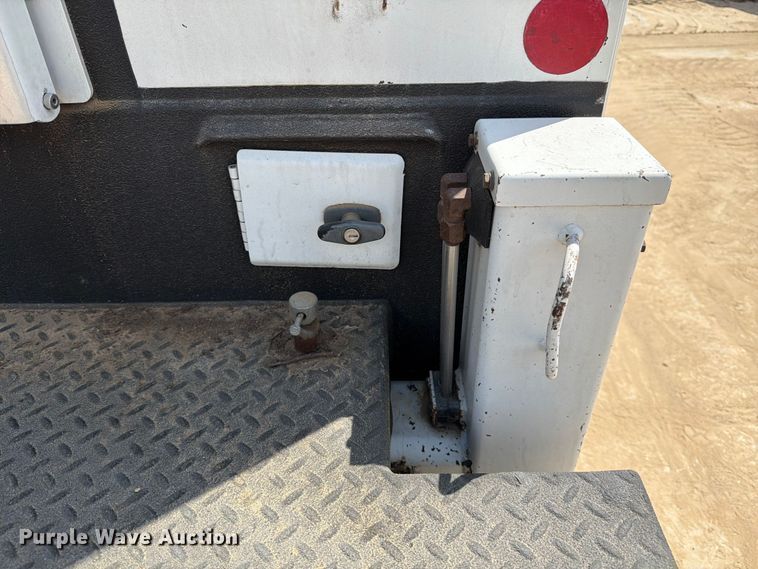 image for item ED5192 2014 Freightliner Business Class M2 utility / service truck