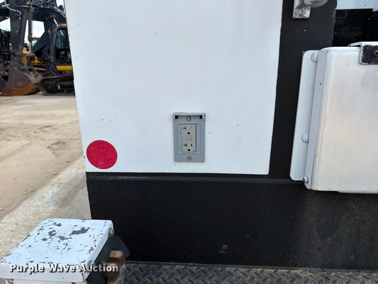 image for item ED5192 2014 Freightliner Business Class M2 utility / service truck