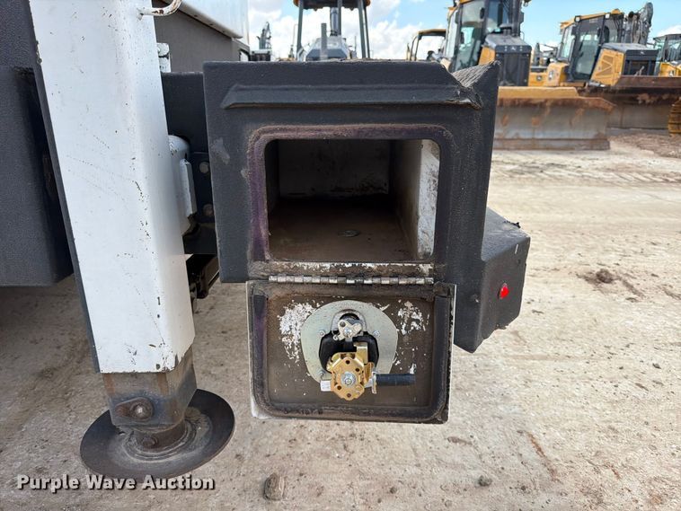 image for item ED5192 2014 Freightliner Business Class M2 utility / service truck