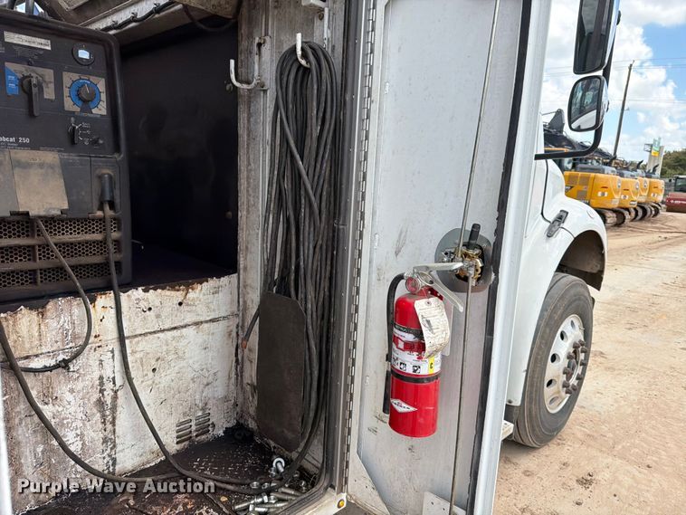 image for item ED5192 2014 Freightliner Business Class M2 utility / service truck