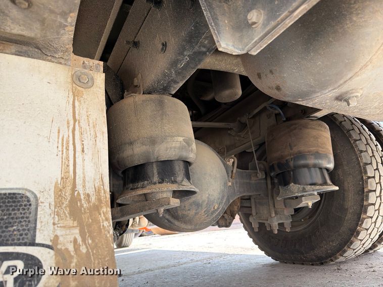 image for item ED5192 2014 Freightliner Business Class M2 utility / service truck