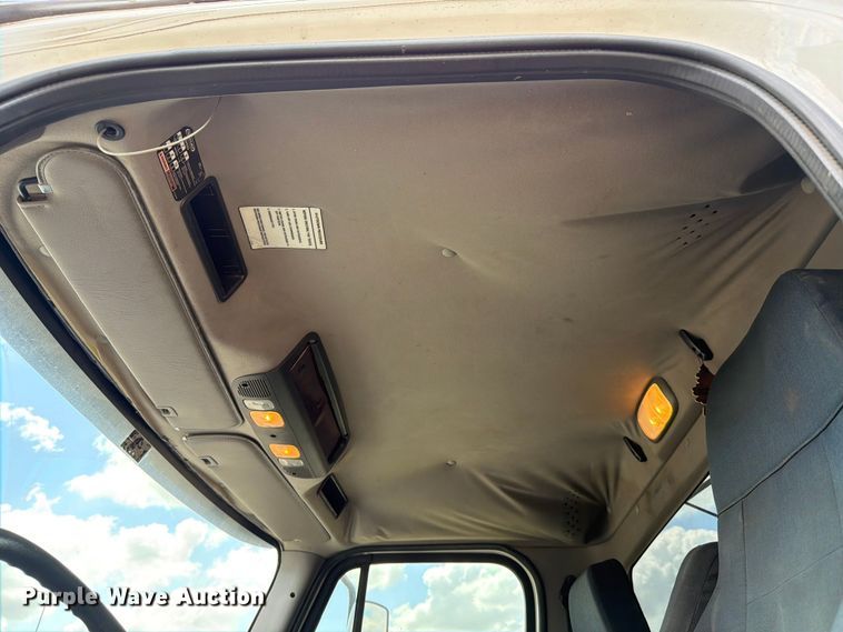 image for item ED5192 2014 Freightliner Business Class M2 utility / service truck