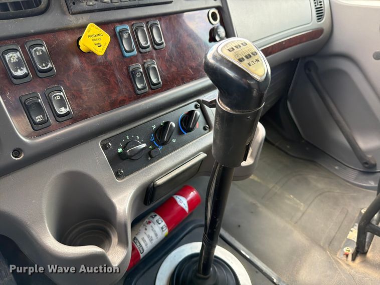 image for item ED5192 2014 Freightliner Business Class M2 utility / service truck