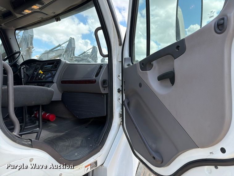 image for item ED5192 2014 Freightliner Business Class M2 utility / service truck