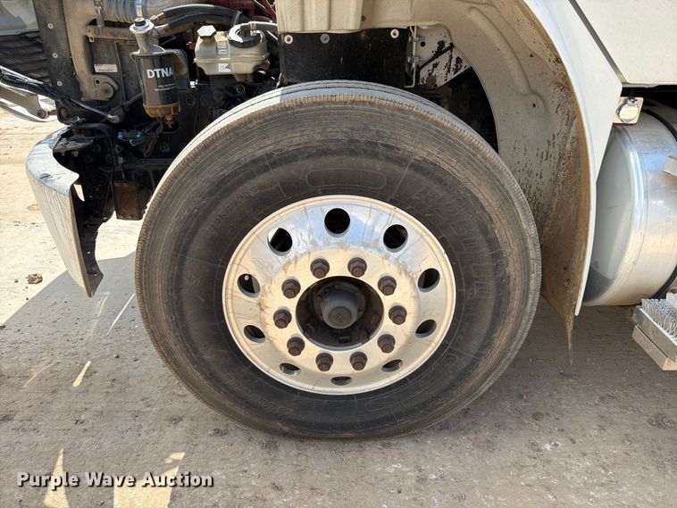 image for item ED5192 2014 Freightliner Business Class M2 utility / service truck