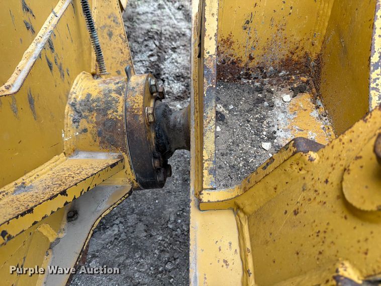 image for item ED5199 2015 Caterpillar D6T XL dozer