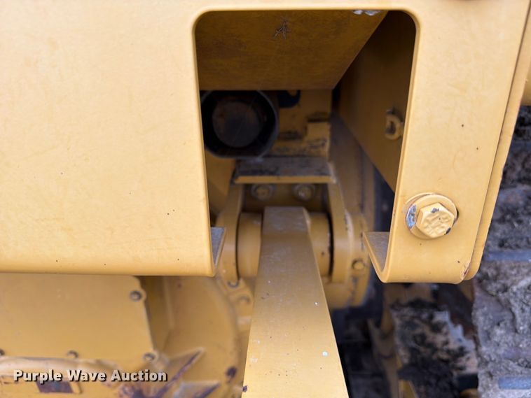 image for item ED5199 2015 Caterpillar D6T XL dozer