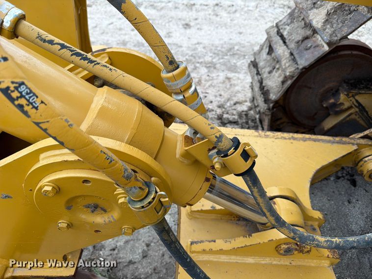 image for item ED5199 2015 Caterpillar D6T XL dozer