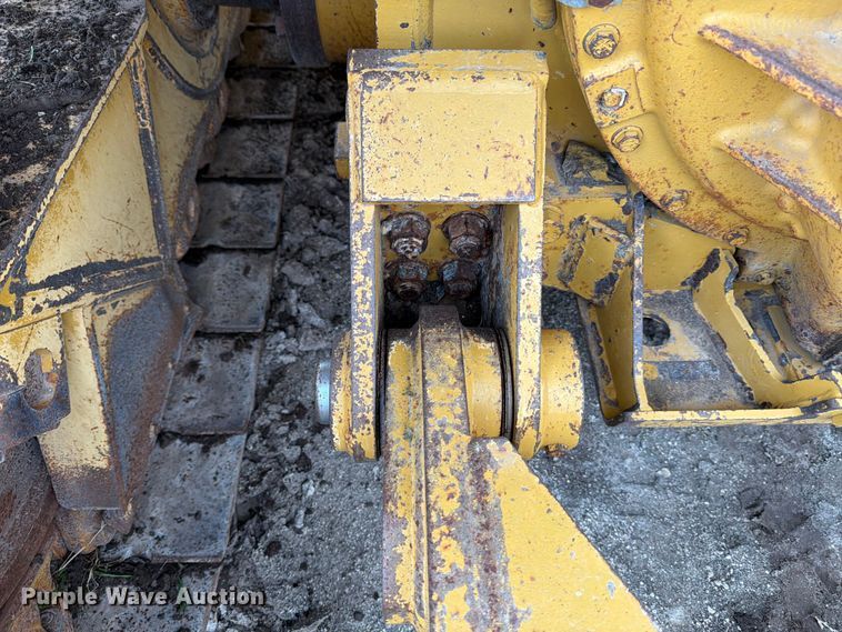 image for item ED5199 2015 Caterpillar D6T XL dozer